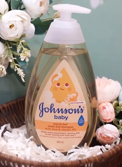 Image Gallery: Johnson's Baby Tip-to-Toe Wash